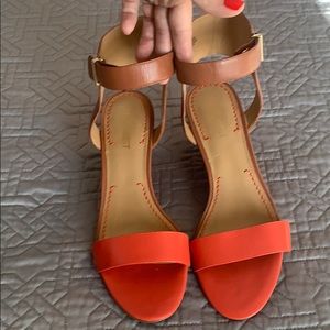 Nine West sandals with small wedge